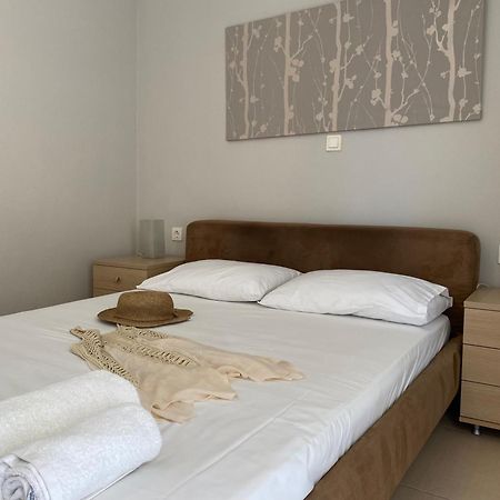 Bright And Cozy Apartment Near The City Center Закинтос Экстерьер фото