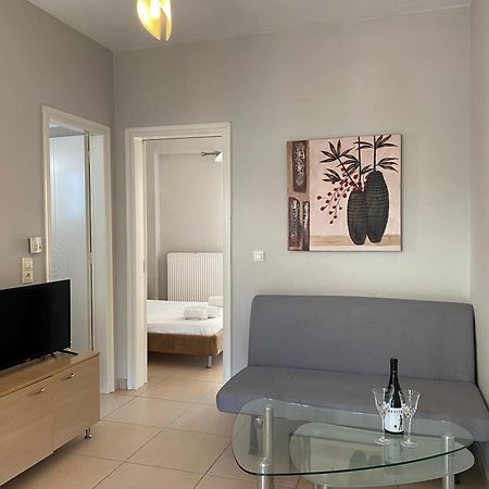 Bright And Cozy Apartment Near The City Center Закинтос Экстерьер фото